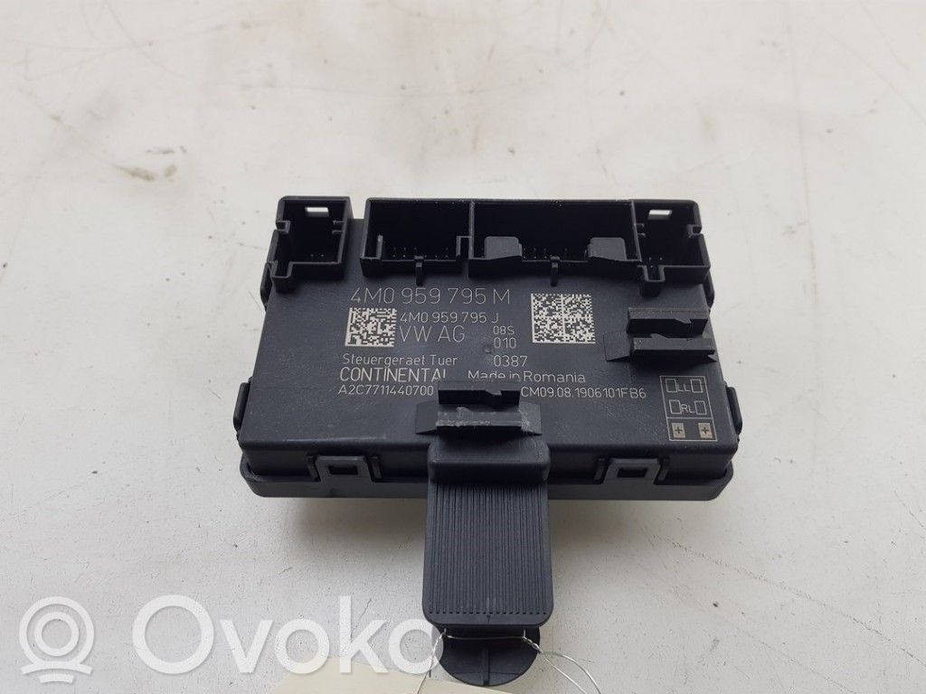 Audi e-tron Door central lock control unit/module 