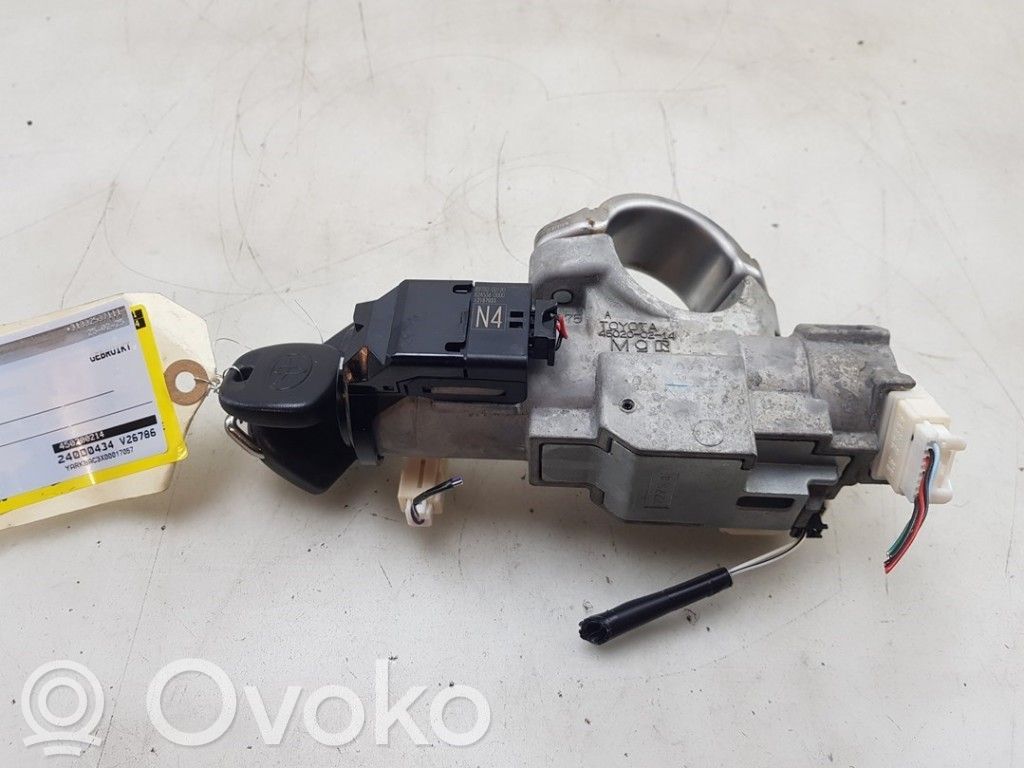 Toyota Yaris XP210 Ignition lock 