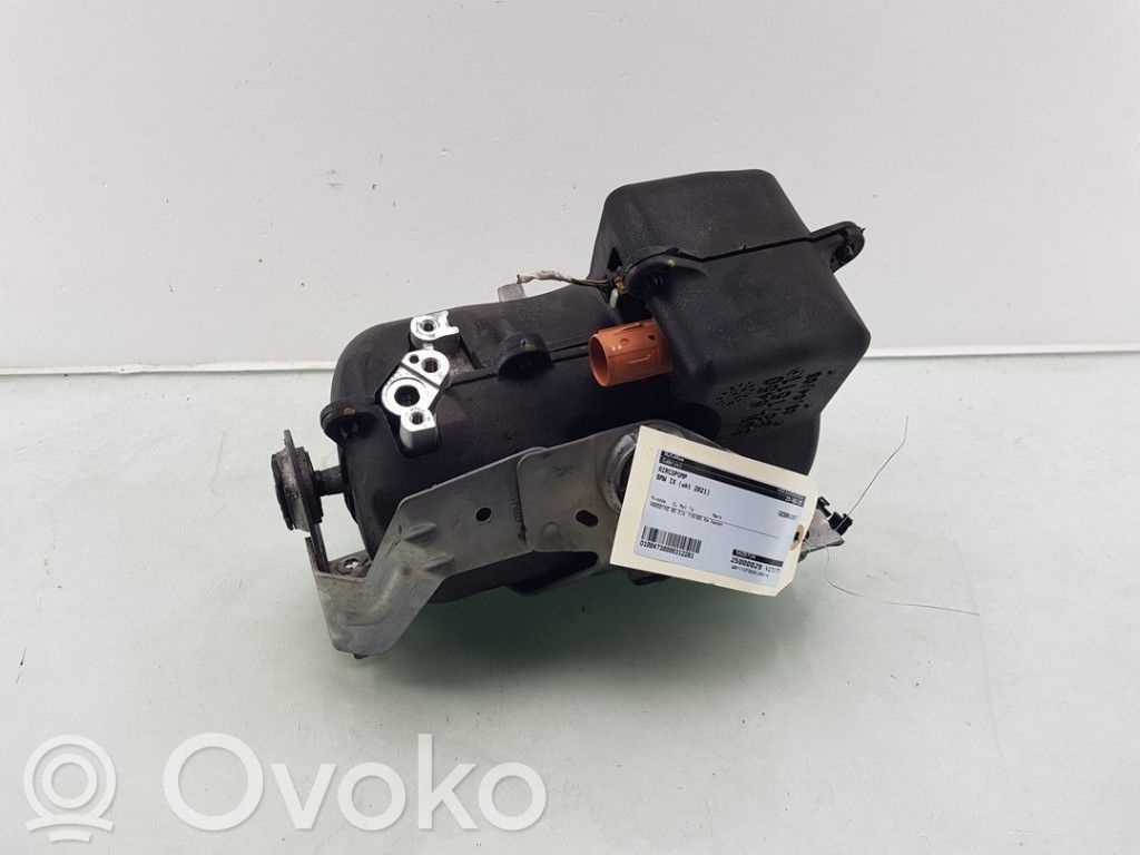BMW iX Air conditioning (A/C) compressor (pump) 