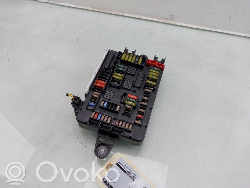 BMW 3 F30 F35 F31 Drošinātāju kaste (komplekts) 