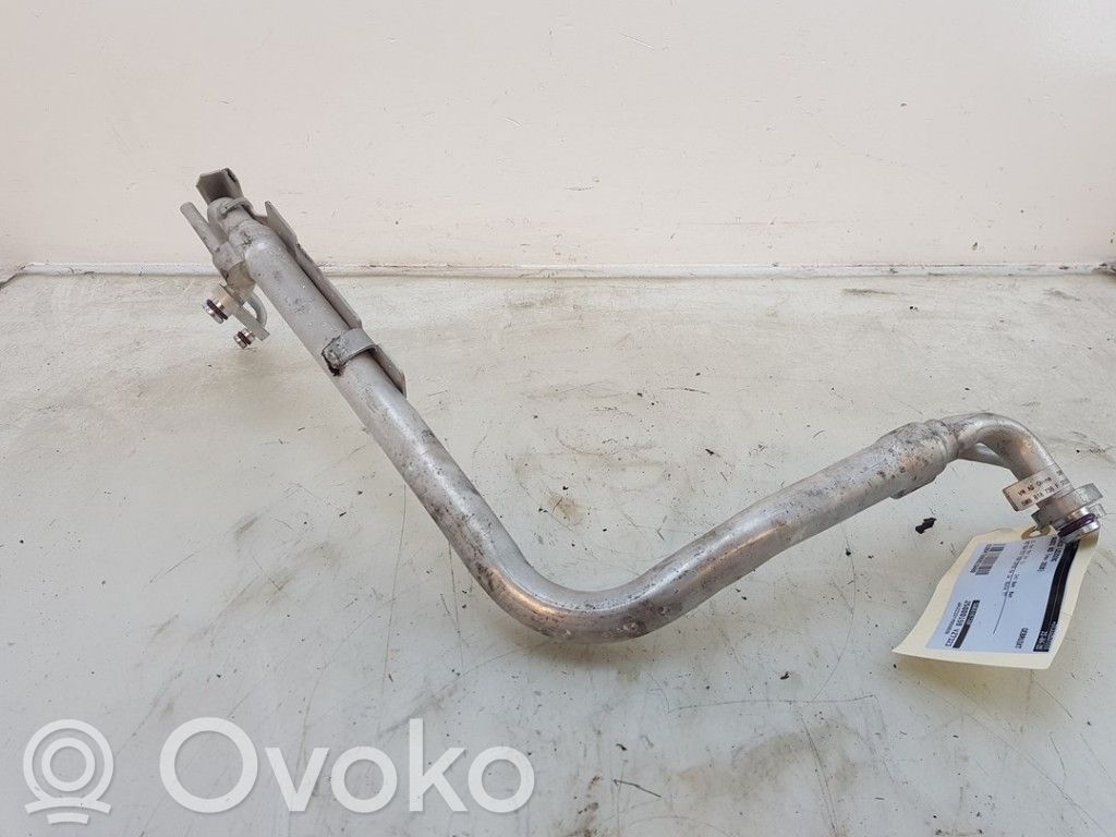 Audi A3 8Y Ilmastointilaitteen putki (A/C) 