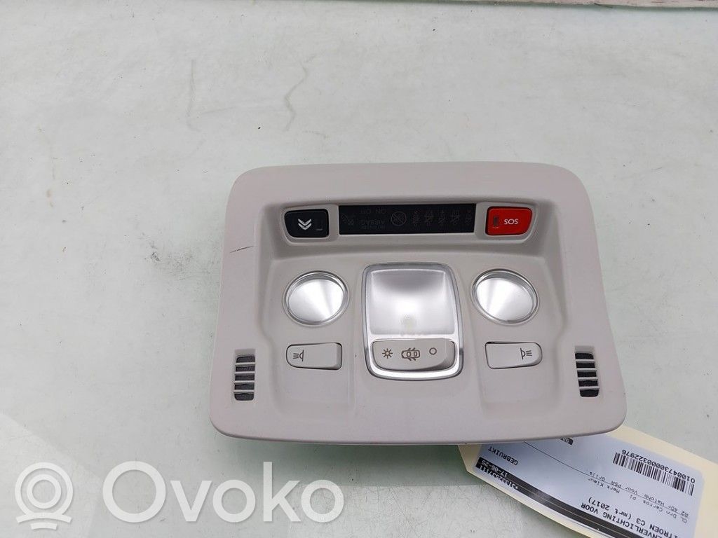 Citroen C3 Front seat light 