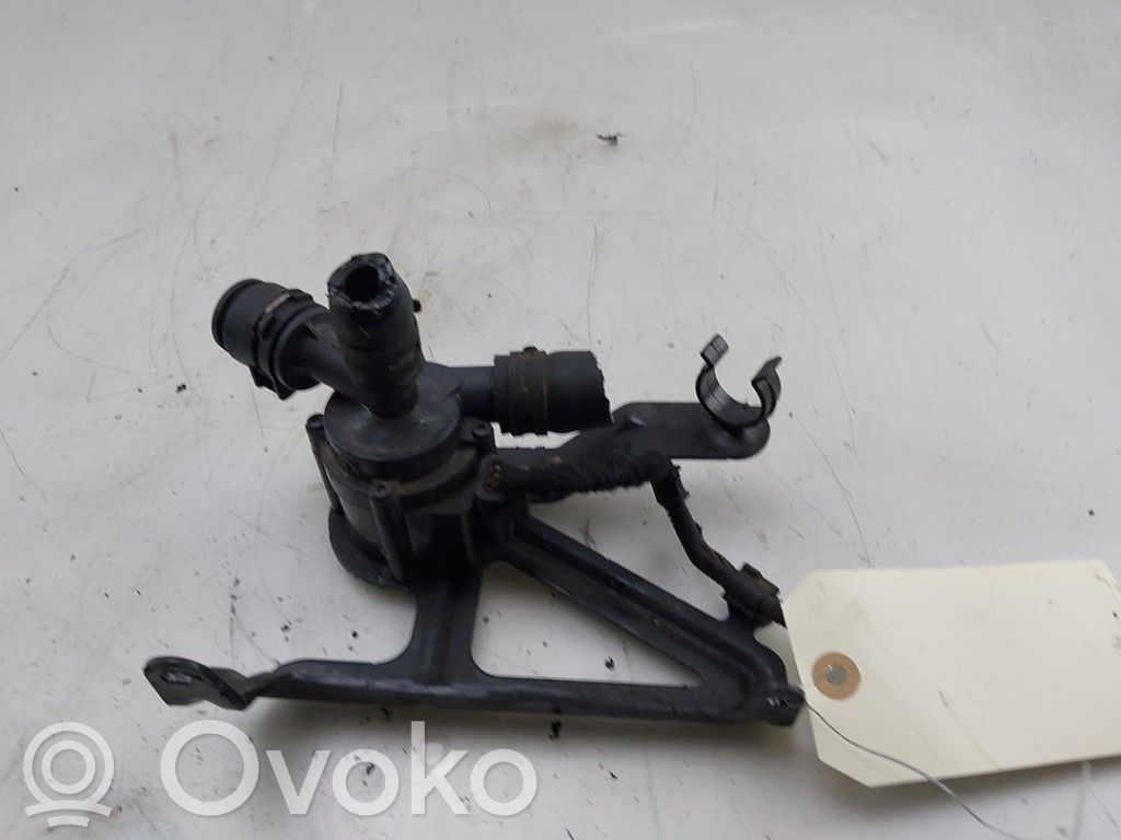 BMW 1 F20 F21 Pompa wody 