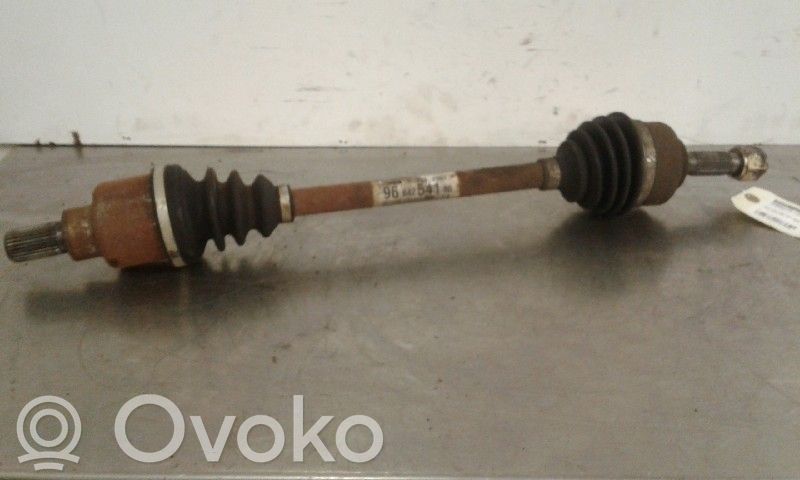 Priekinis pusašis   3272EV,9684254180,3272EV,3272EW,9684254180