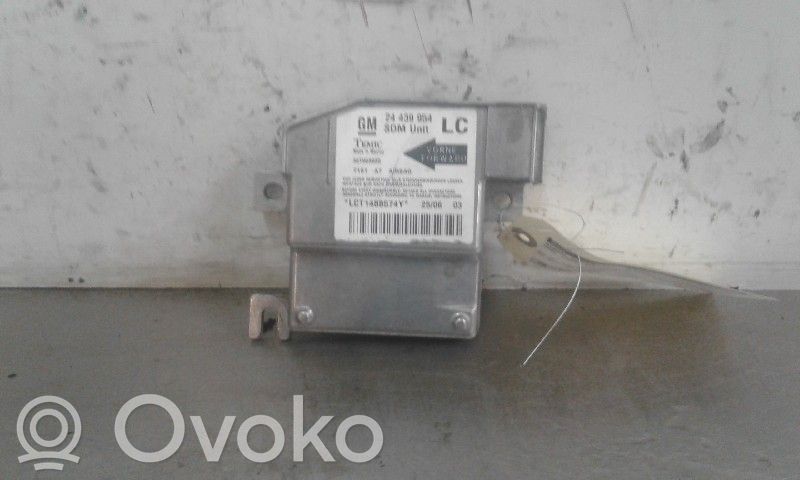 Opel Corsa C Airbag control unit/module 