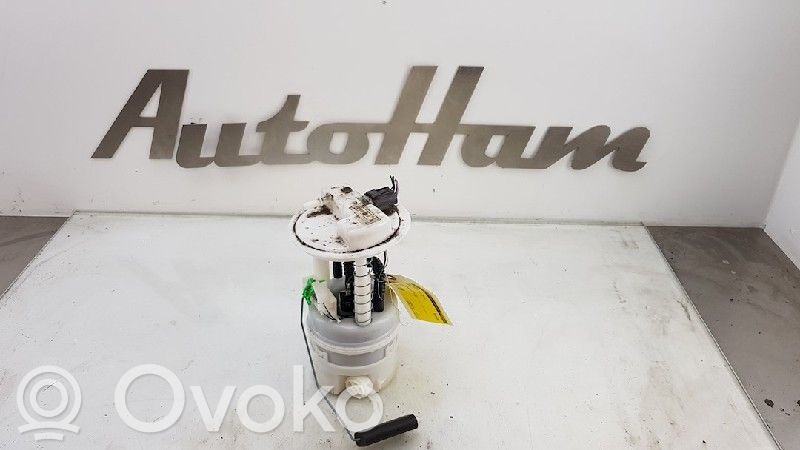 Renault Twingo II Pompe à carburant 