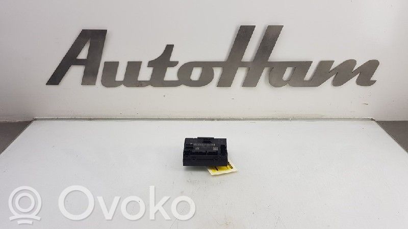 Audi Q2 - Unidad de control/módulo del bloqueo de puertas 