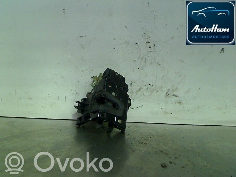 Volkswagen Polo Línea de cable puerta delantera 