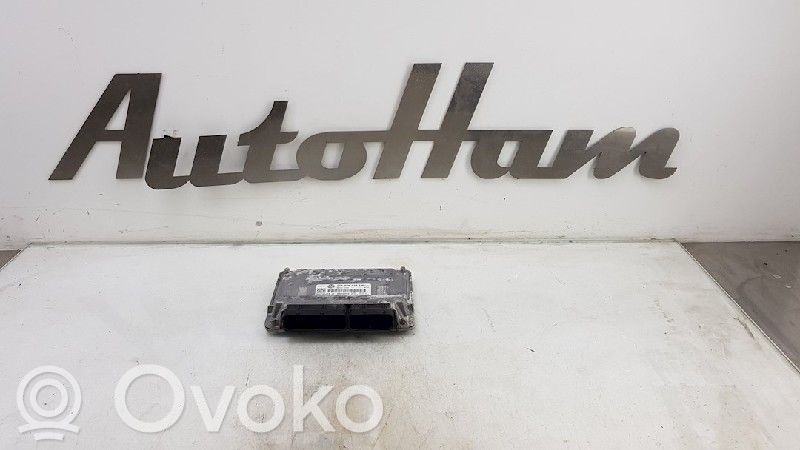 Moottorin ohjainlaite/moduuli   06A906033EM,06A906033EM,06A990990B,06A906033EM,06A990990B