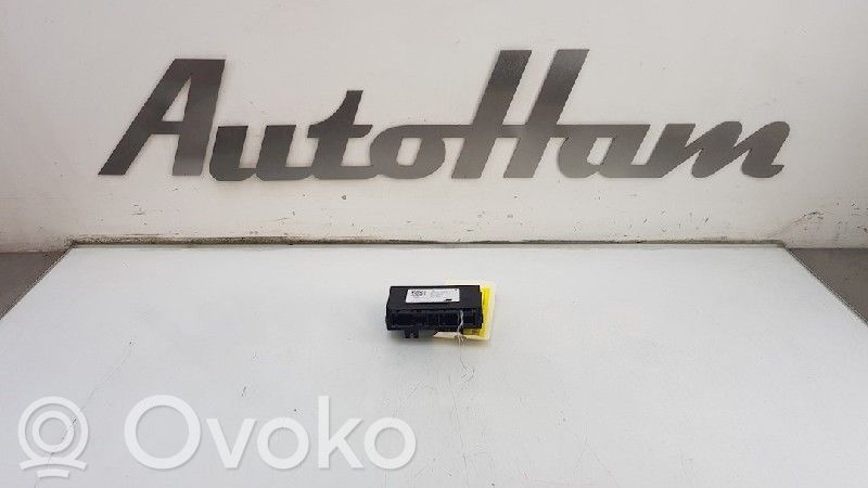 BMW 3 F30 F35 F31 Inne komputery / moduły / sterowniki 