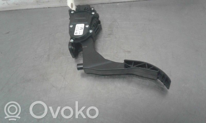 Volkswagen Fox Pedał gazu / przyspieszenia 