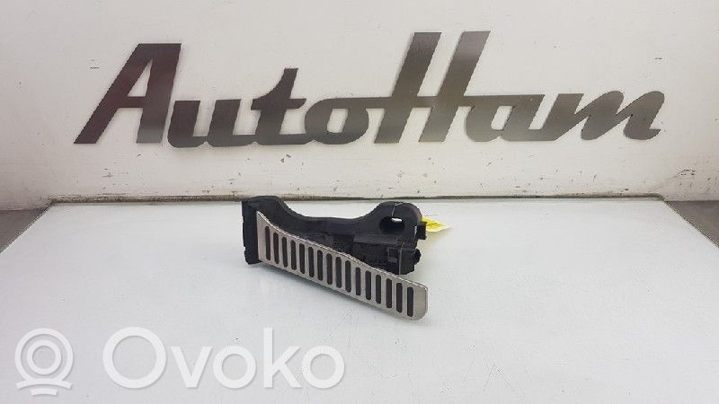 Volkswagen Golf VI Akceleratoriaus pedalas 