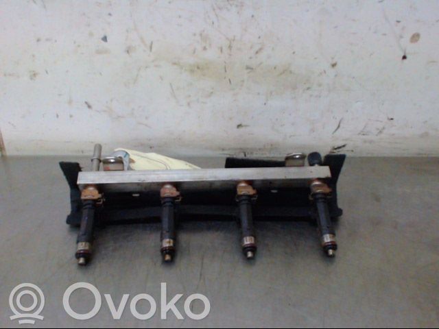 Opel Tigra B Inyector de combustible 