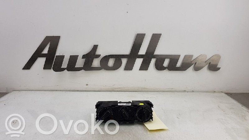 Skoda Fabia Mk3 (NJ) Panel klimatyzacji 