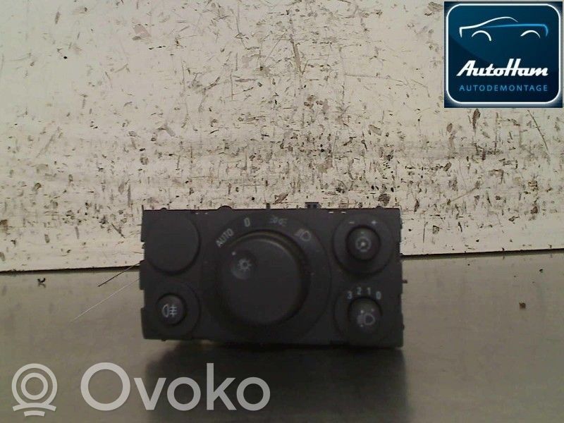 Opel Astra H Interruptor de luz 