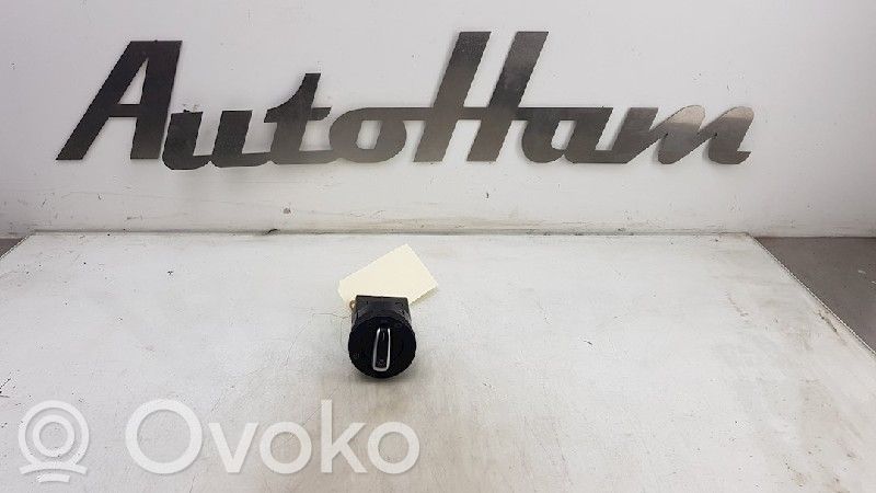 Volkswagen Polo V 6R Light switch 
