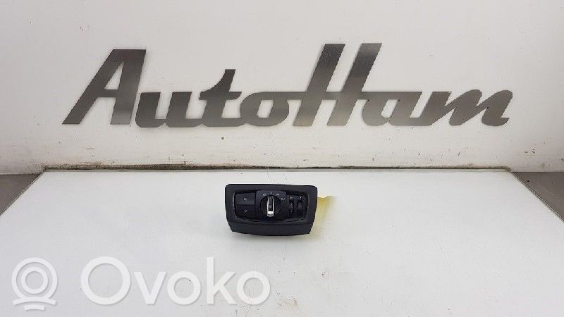 Light switch   61319865814,61319309434,61316824890,61319309434,61319311729,61319390204,61319865814,6824890,9309434,9311729,9390204,9865814