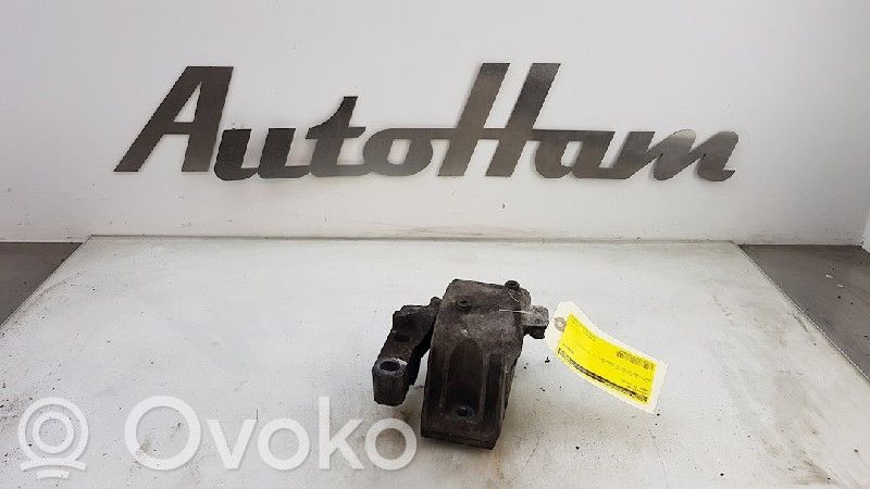 Audi TT Mk1 Engine mount bracket 
