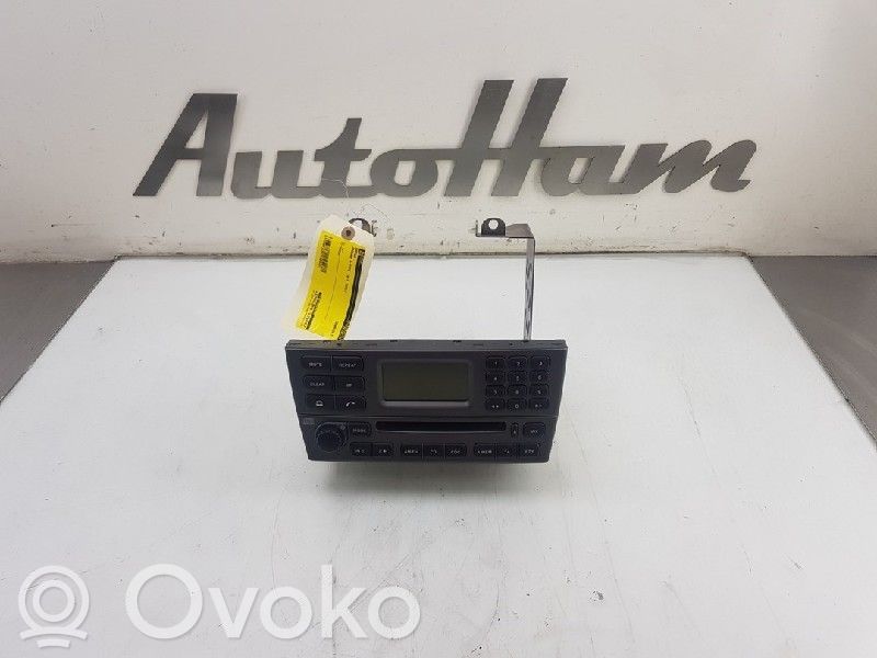 Jaguar X-Type Radio/CD/DVD/GPS head unit 