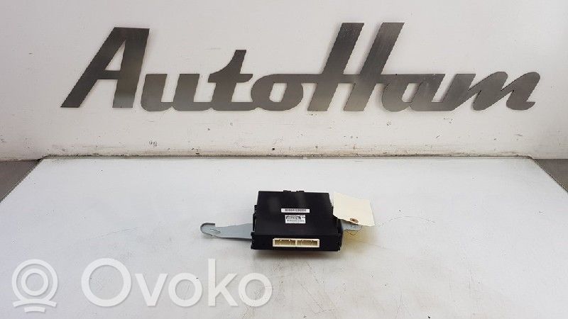 Toyota Yaris Voltage converter inverter 