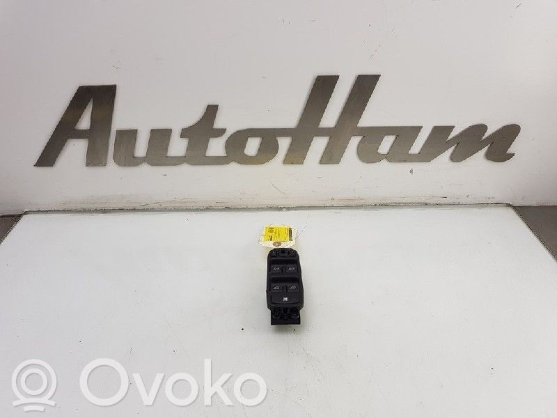 Electric window control switch   30710789,30710787,03451100,30710787,30710788,30710789,30710790,30773429