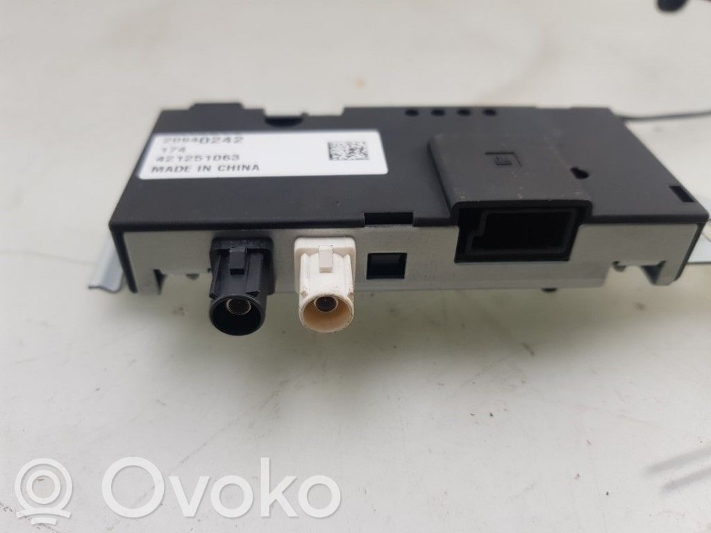 Opel Zafira C Amplificator antenă aeriană 