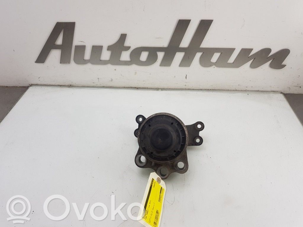 Ford Transit Custom Engine mount bracket 