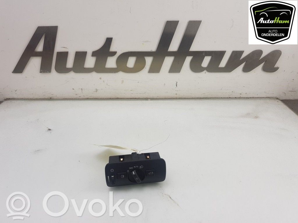 Volvo V40 Light switch 
