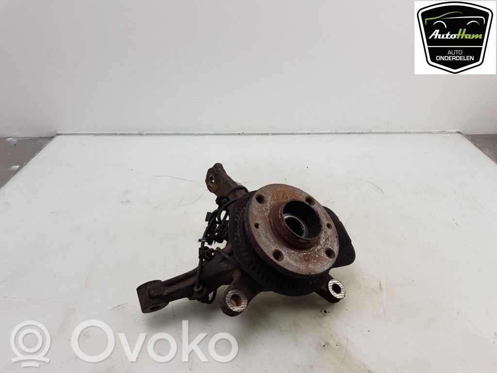 Suzuki Swift II Achsschenkel vorne 
