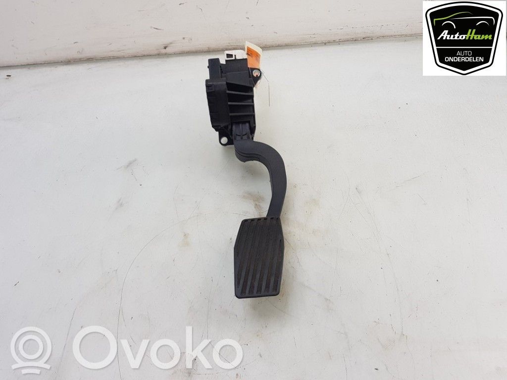 Opel Corsa E Akseleratora pedālis 