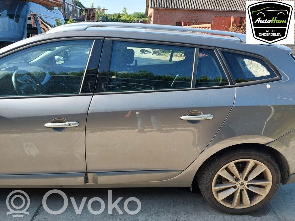 Renault Megane III Puerta trasera 