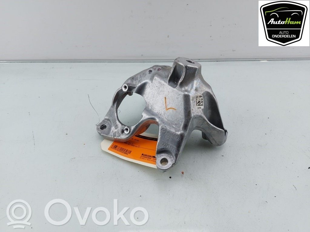 Audi RS4 B9 Engine mount bracket 