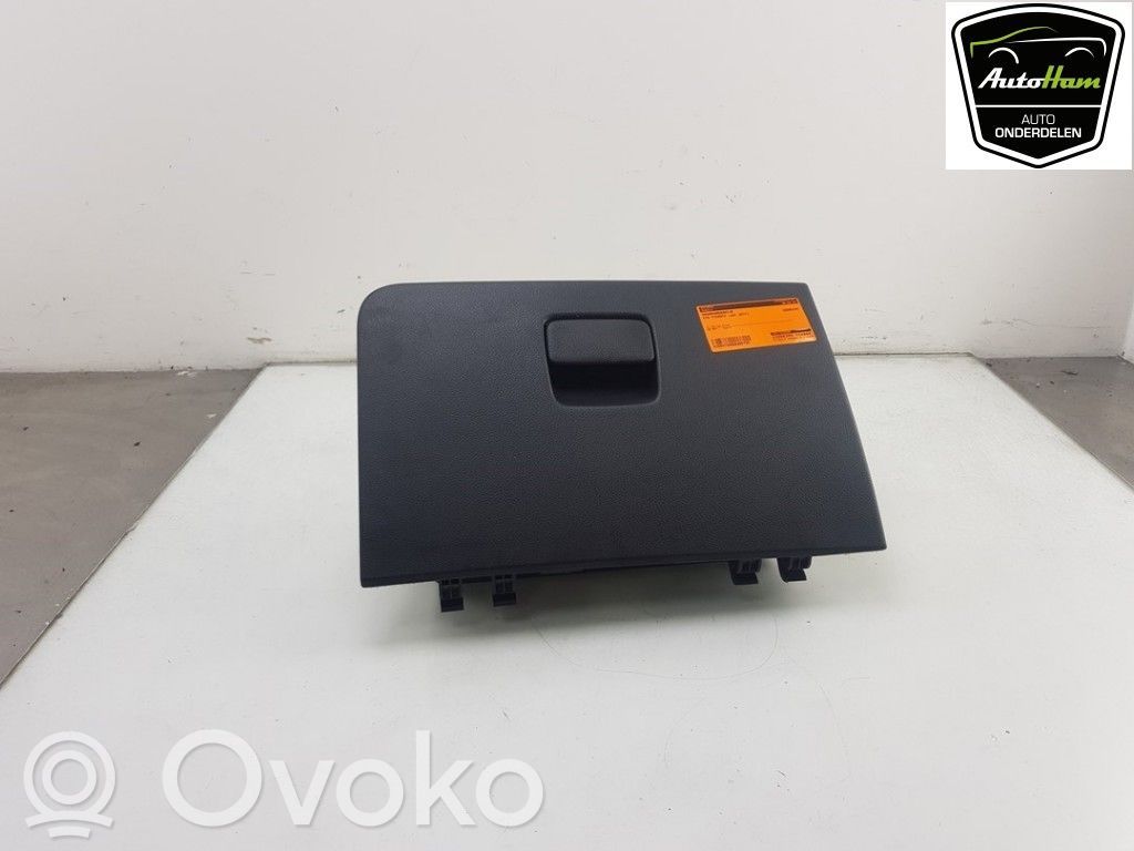KIA Picanto Guantera 
