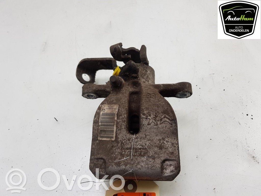 Opel Combo E Задний суппорт 