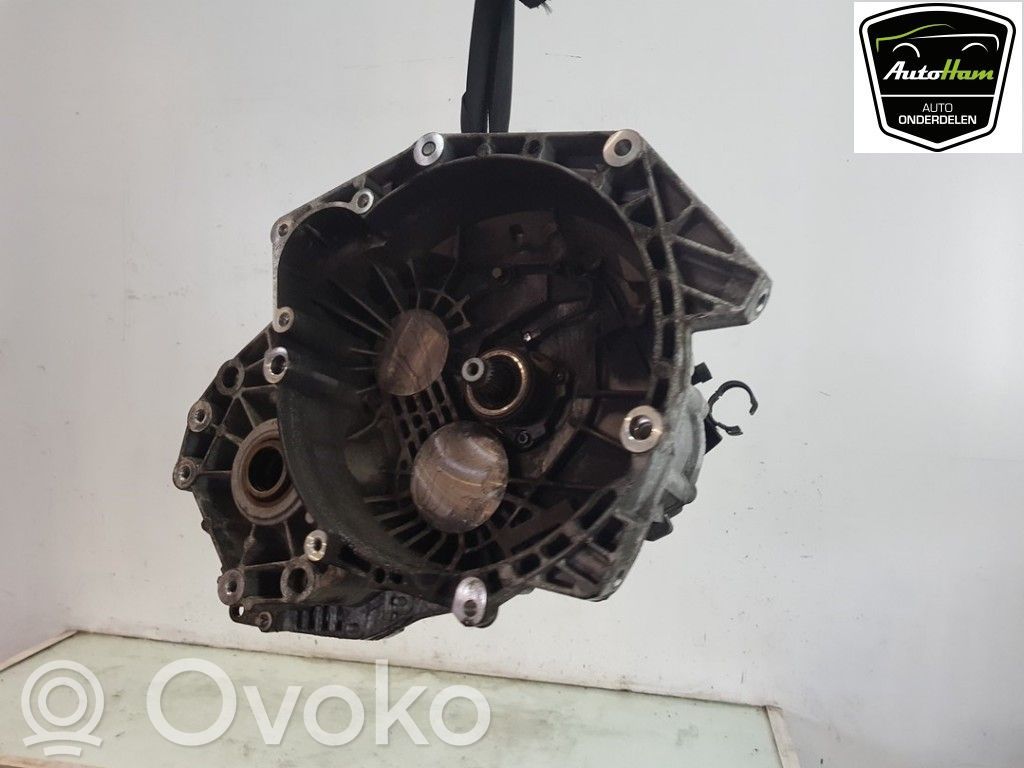 Opel Zafira C Cutie viteze manuală cu 6 trepte 