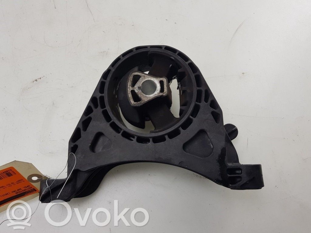 Opel Zafira C Suport tampon motor 