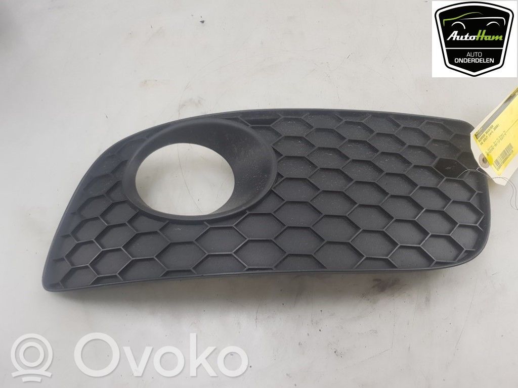 Volkswagen Golf V Grille inférieure de pare-chocs avant