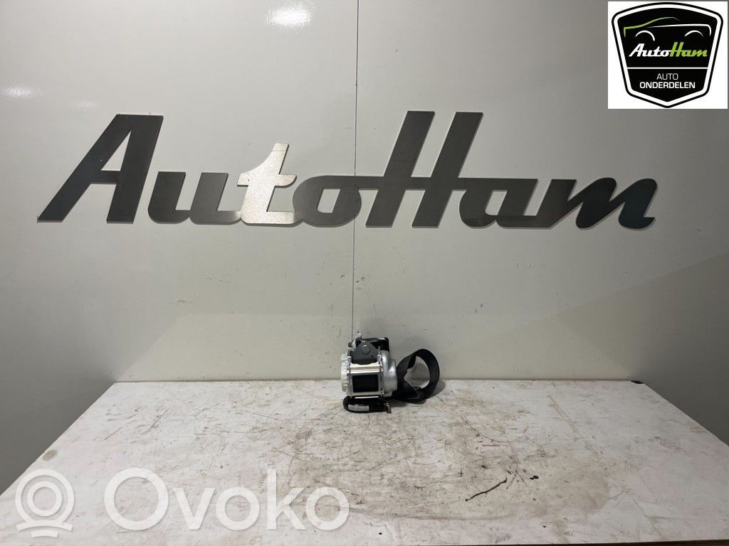 Opel Astra K Cinturón trasero 
