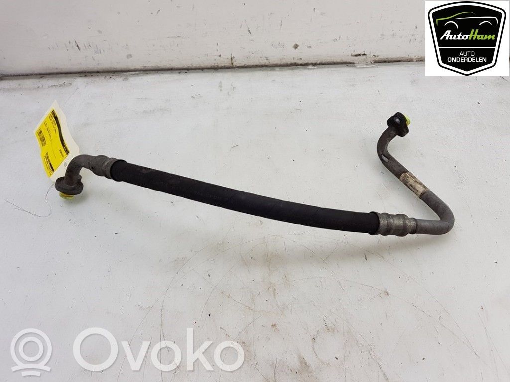 Volvo V70 Ilmastointilaitteen putki (A/C) 