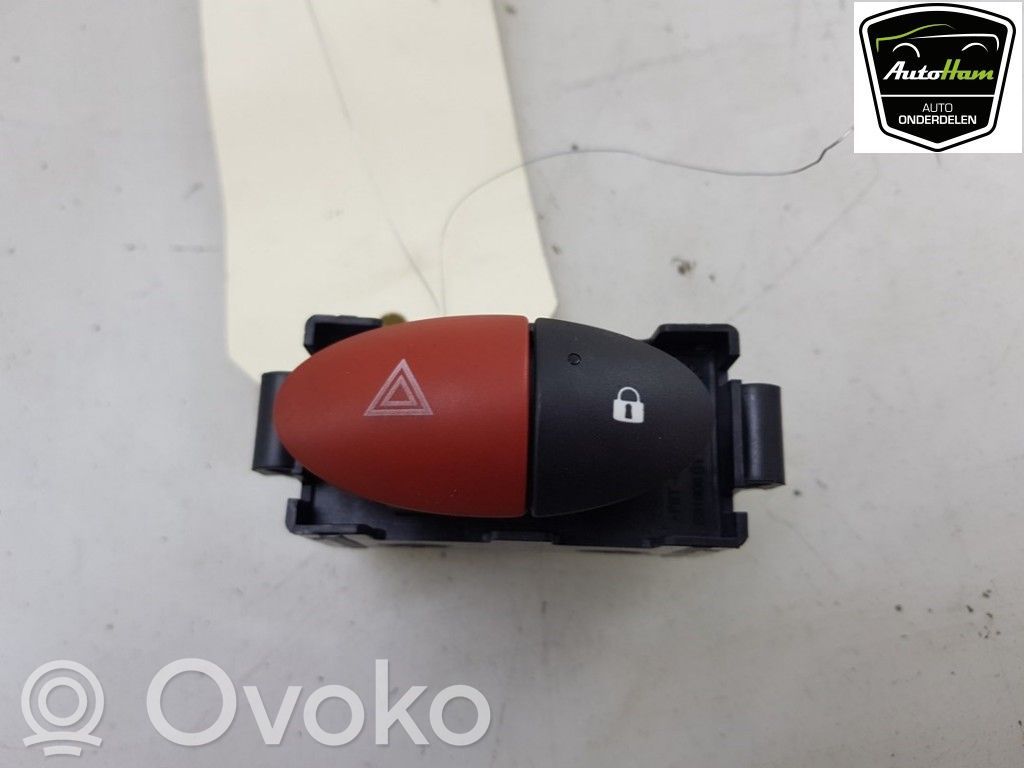 Renault Twingo II Hazard light switch 