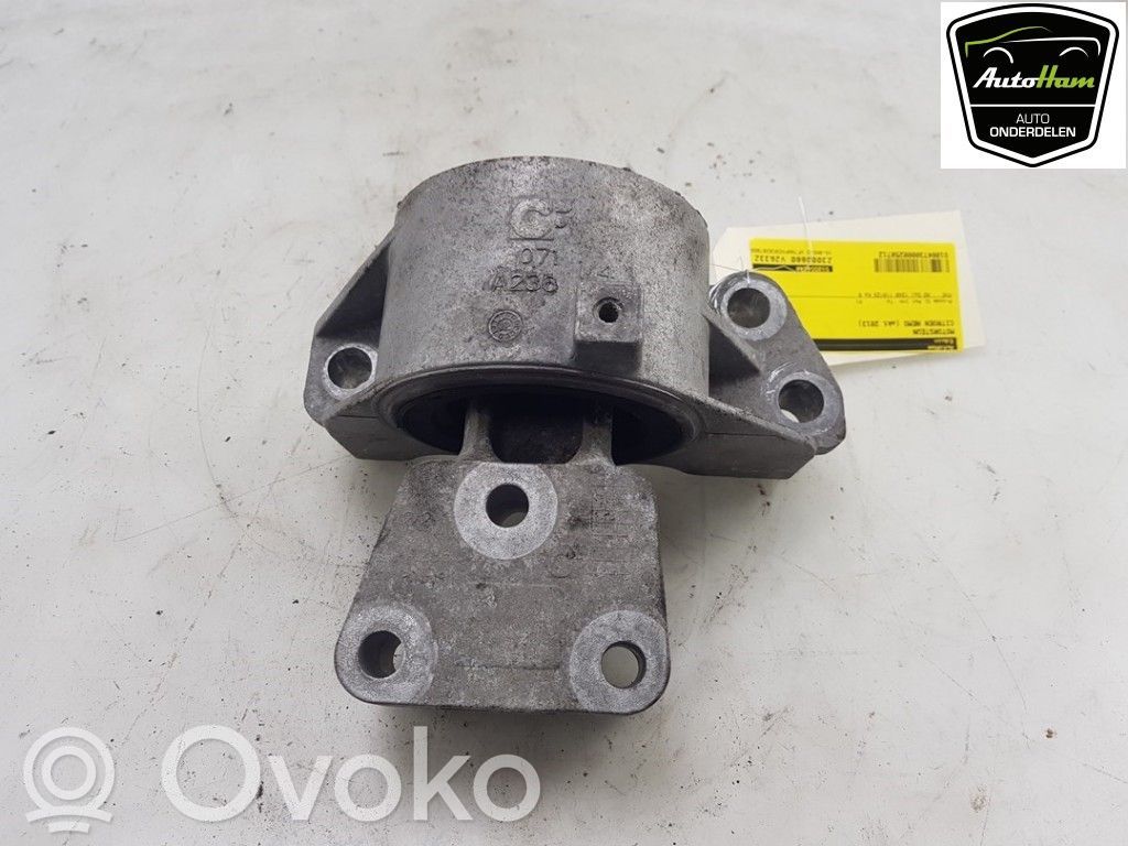 Citroen Nemo Engine mount bracket 