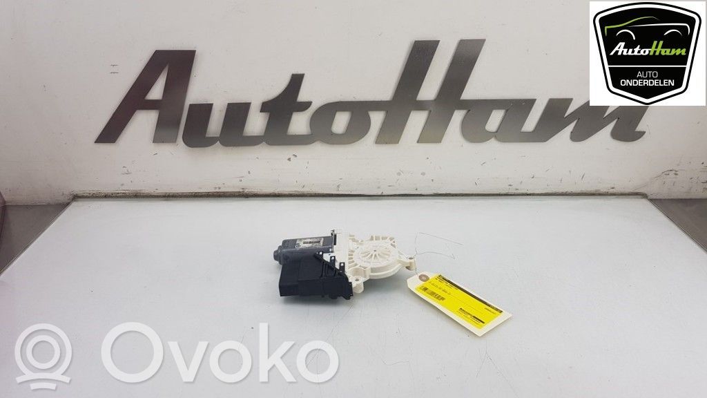 Volkswagen Golf VI Inne części wnętrza samochodu 