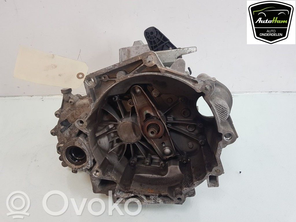 Volkswagen Polo VI Manual 5 speed gearbox 