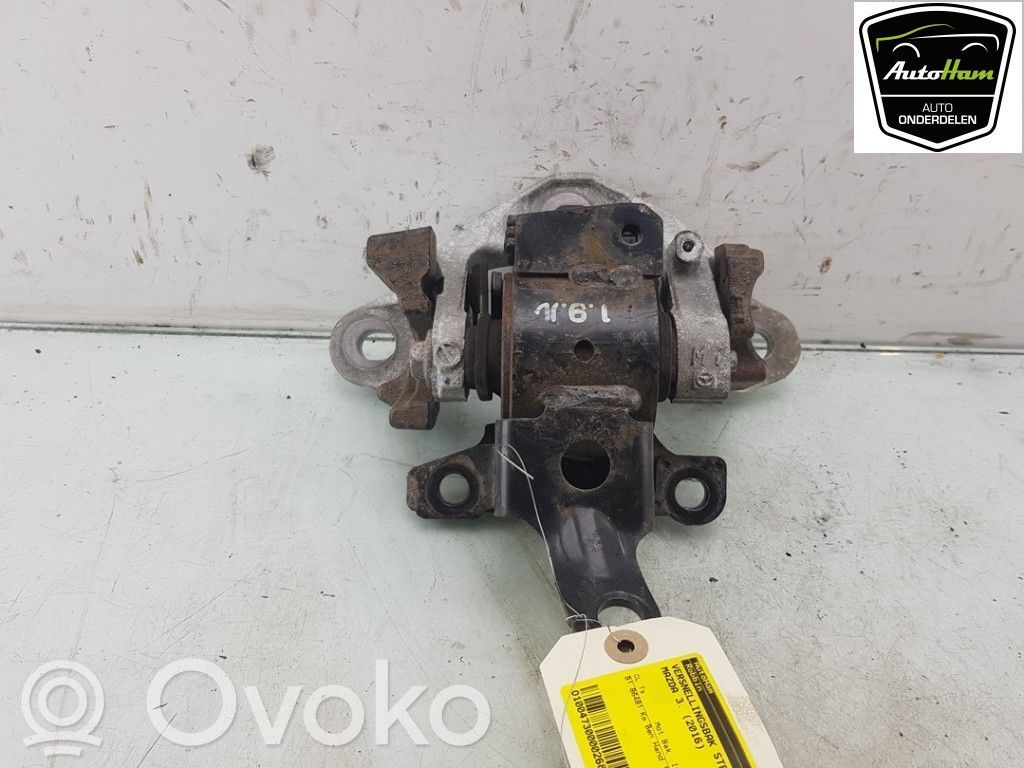 Mazda MX-3 Gearbox mounting bracket 