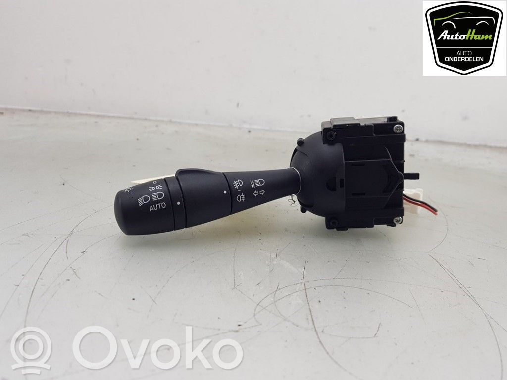 Renault Captur Indicator stalk 