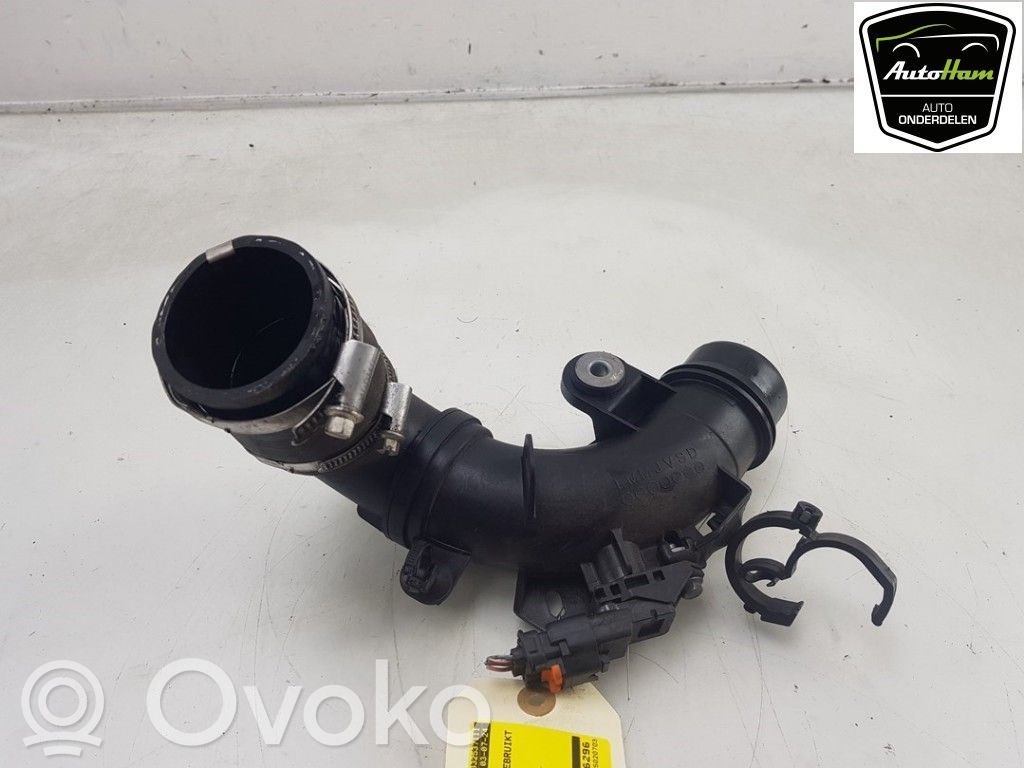 Peugeot 3008 II Furtun/conductă intercooler 