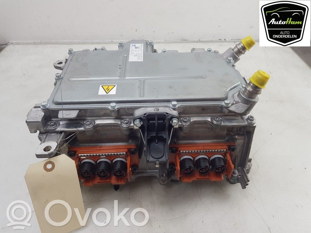 Inversor/convertidor de voltaje   231C19051R,291A16793R,292A06301R,231C19051R,29116793R,291A16760R,291A16793R,292A06301R,292A06488R,292B05,292B05149R