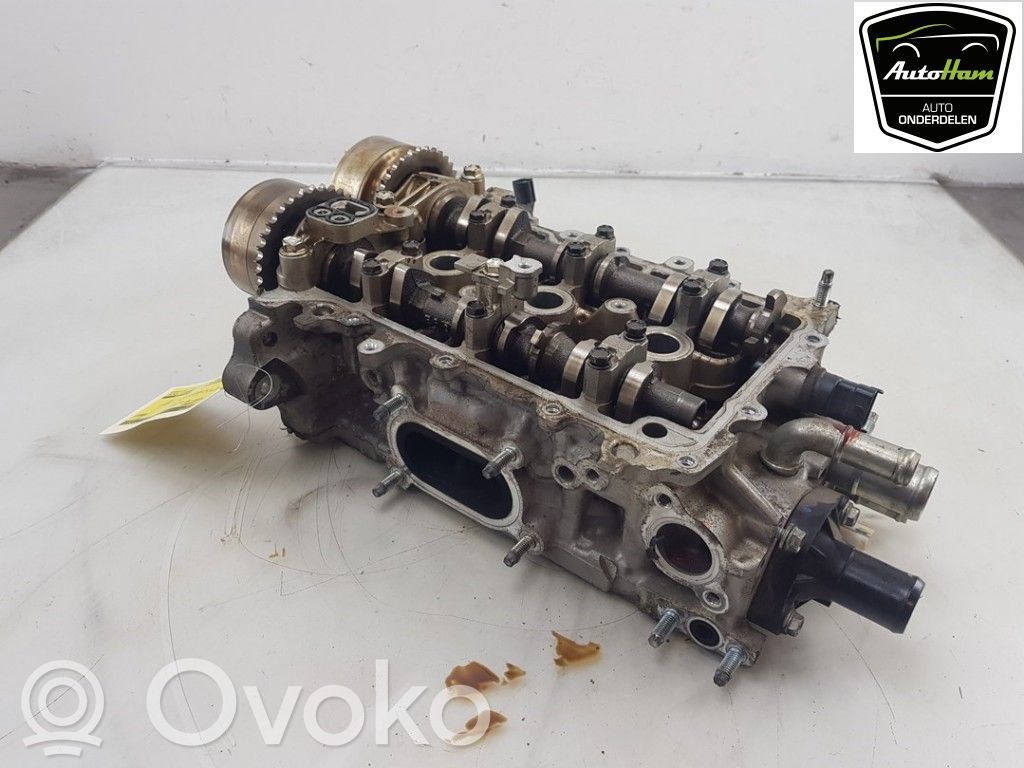 Peugeot 108 Engine head 