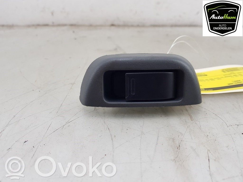 Peugeot 107 Electric window control switch 