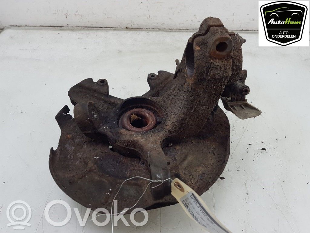 Volkswagen Polo Priekšējā riteņa rumbas vārpstas šarnīrs (stupica, capfa) 